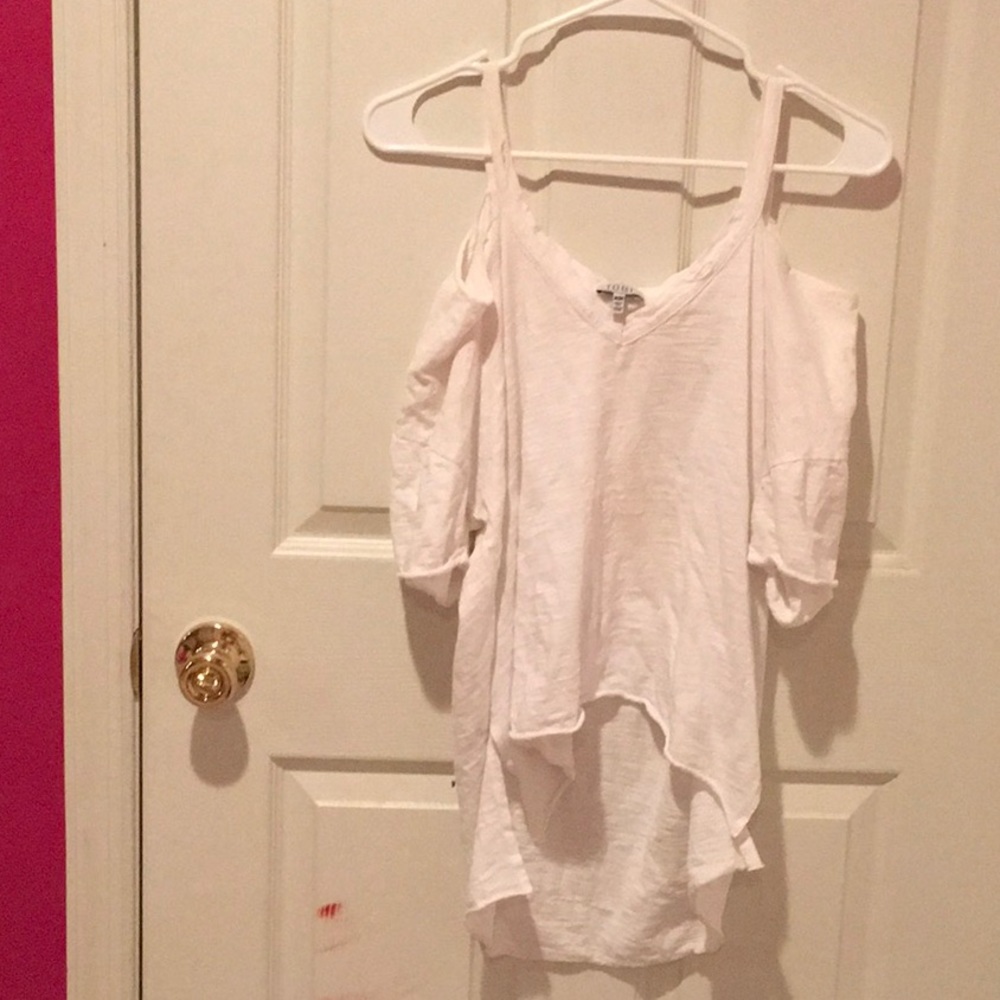 white cold shoulder tee